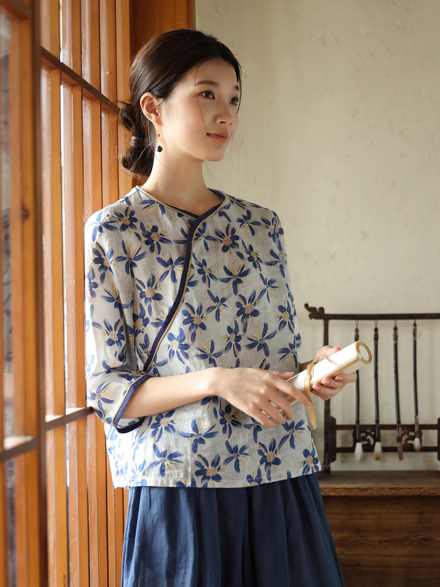 New Chinese Style Loose Cotton Linen Shirt Women's Lightweight Beautiful Silk Cotton Top Breathable Moisture Wicking...