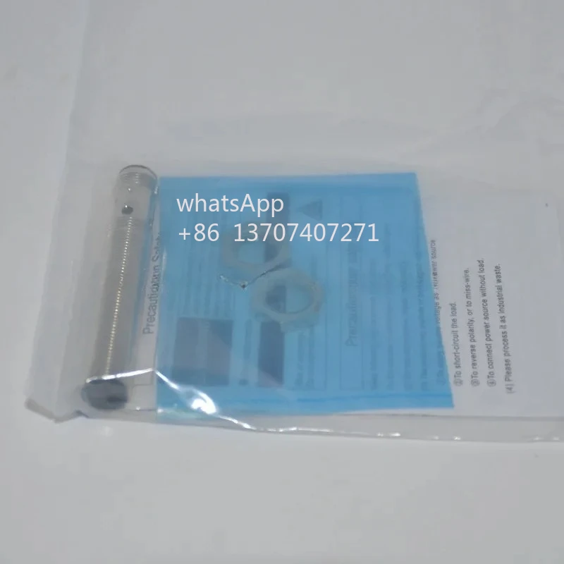 

3 шт. E2B-M12LS04-M1-C1 E2B-M12LS04-M1-B1 E2B-M12LS04-M1-C2 Новый высококачественный бесконтактный переключатель