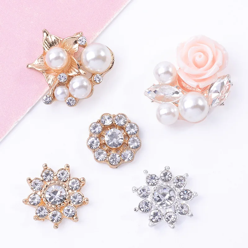 

100Pcs sets spot wholesale DIY handmade hair accessories material resin rose pearl water crystal flower plate crystal buckle