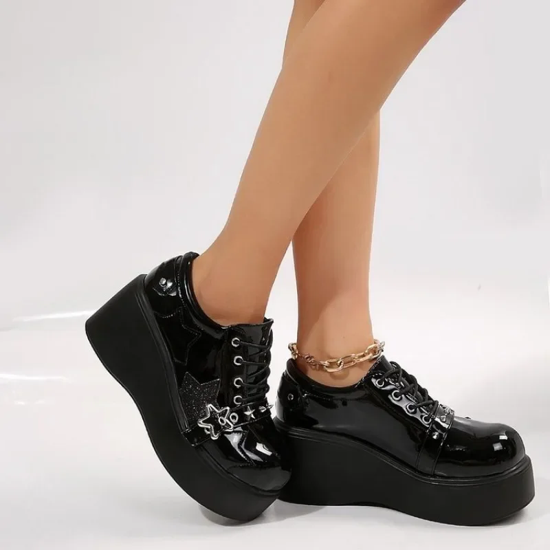 Wedge High Heels Y2k Shoes 2024 Summer Hot Star Graffiti Women Shoes on Platform Punk Gothic Lolita Mary Jean Platform Shoes