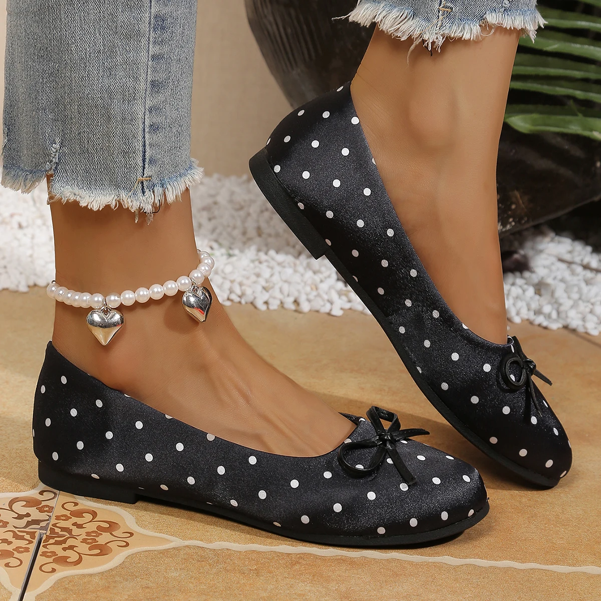 Damen-Ballerinas mit Polka-Dot-Muster und Schleife, runde Zehenpartie, Slip-On, lässige flache Schuhe – Detail 18