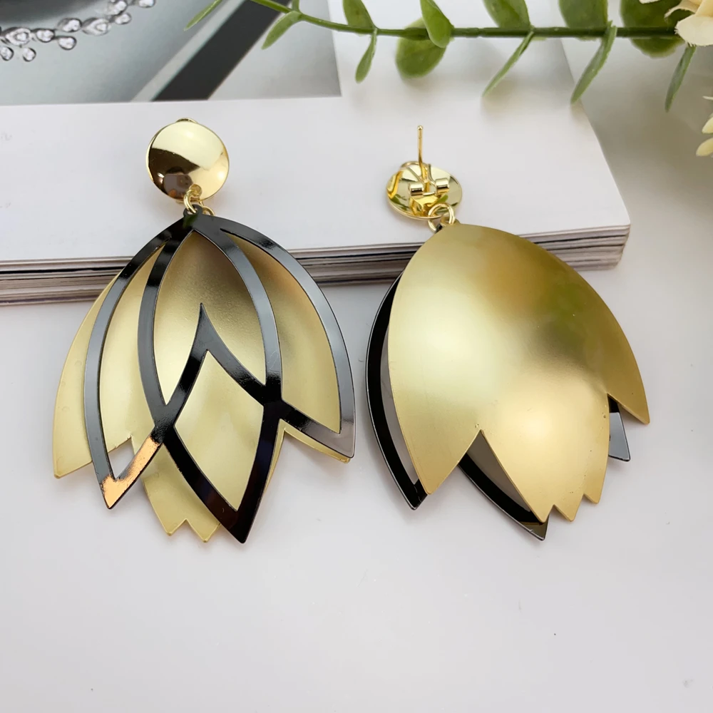 Yuminglai Fashion Luxury Dubai Jewelry Accessories Superior Quality Goldplated Earrings for Women FHK24407