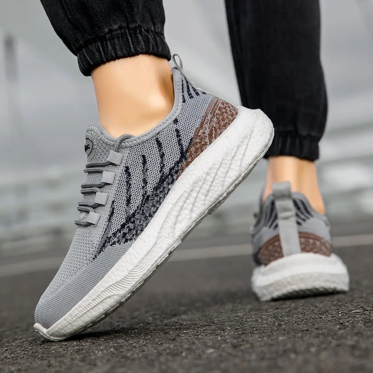 Fashion sports casual men's breathable mesh summer new old Beijing cloth shoes men's shoes comfortable flying weave