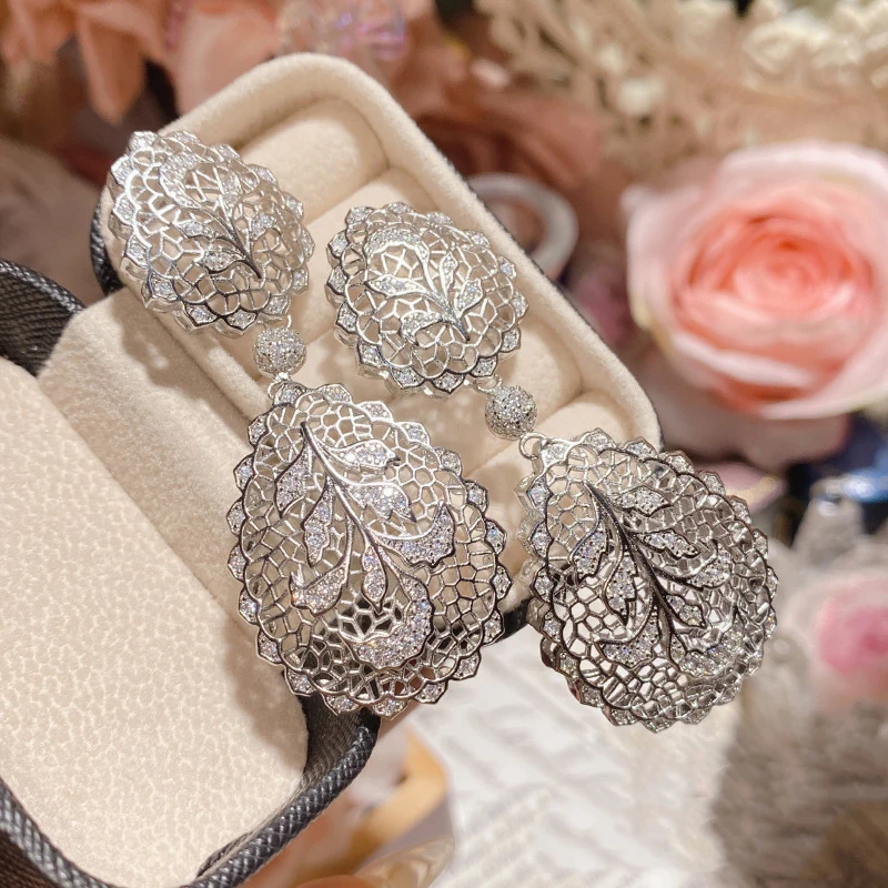 

Lace gemstone drop earrings flower gorgeous lady classic eardrop
