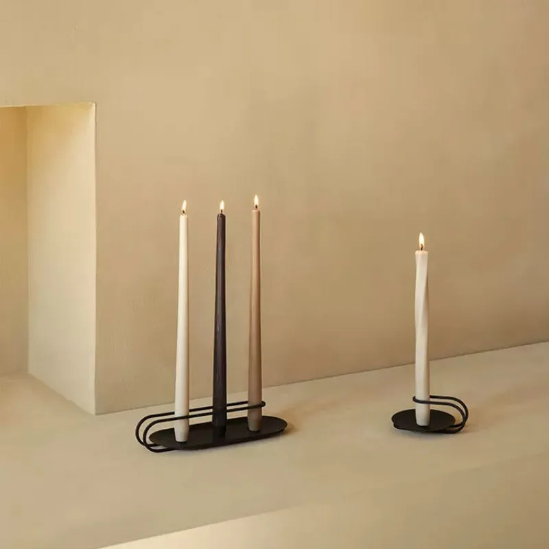 Simple modern black gold wrought iron candle holder, hotel villa model room entrance sales office bedroom ornament