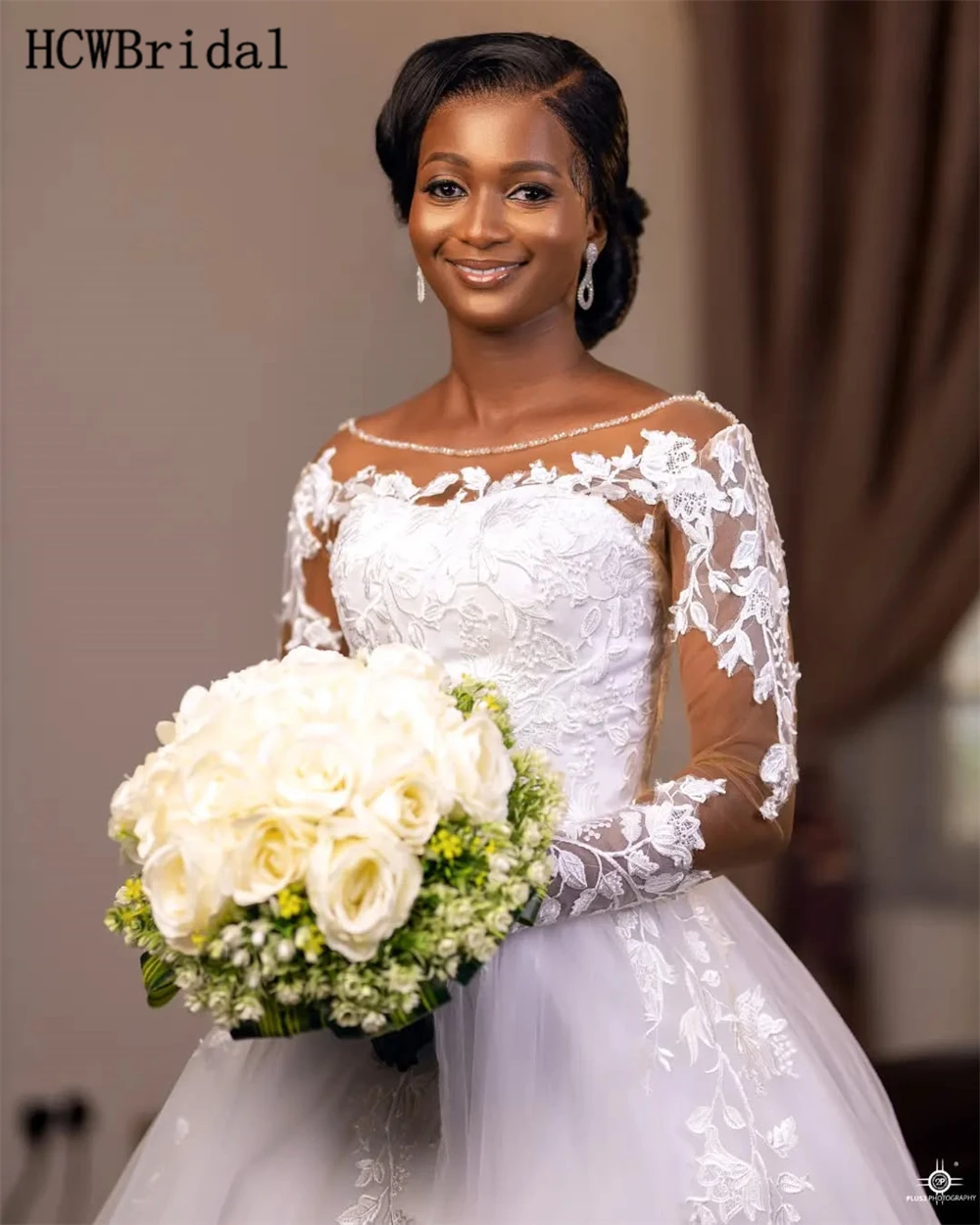 Customized 2024 Long Sleeves African Wedding Dresses Floor Length Graceful Lace Tulle Princess Bridal Gowns Dorpshipping