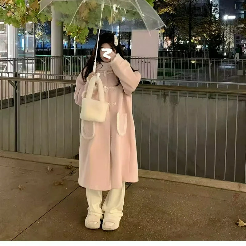 

2026 Autumn/winter Solid-color Warm Coat Fashion Mid-length Woolen Coats with Horn Buttons Cape Hat Sweet Elegant Women Overcoat