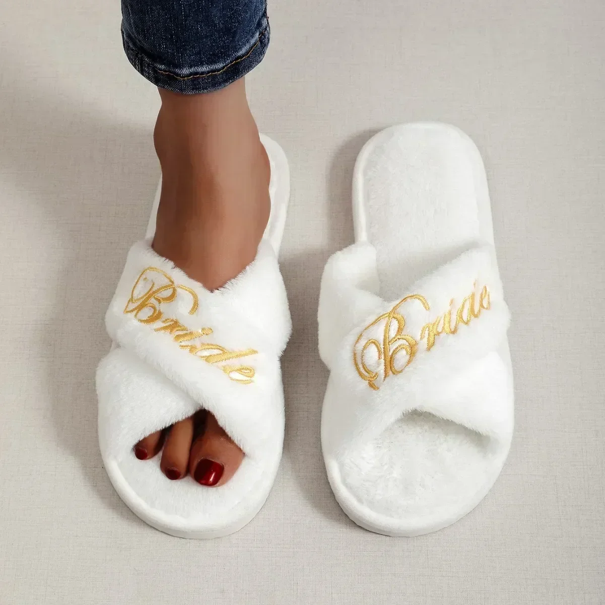 Bride Embroidered Plush Slippers Wedding Supplies Women Honeymoon Shoes Creative Bridesmaid Romantic Gifts Wedding Photo Props