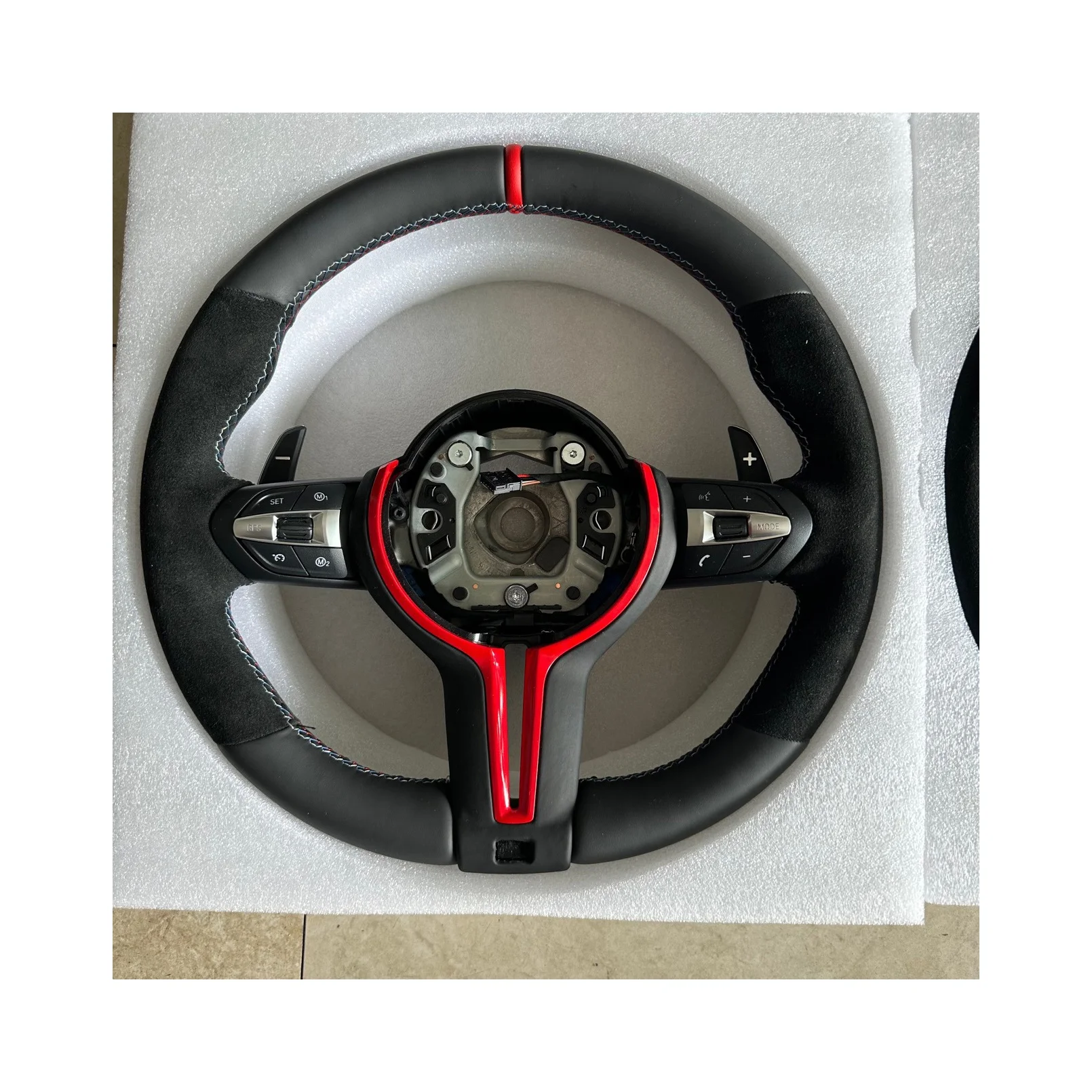 Wholesale 1 Series 3 Series 5 Series X1X5X6 Modified M Sports GT Leather Steering Wheel for Alcantara  MP Steering Wheel