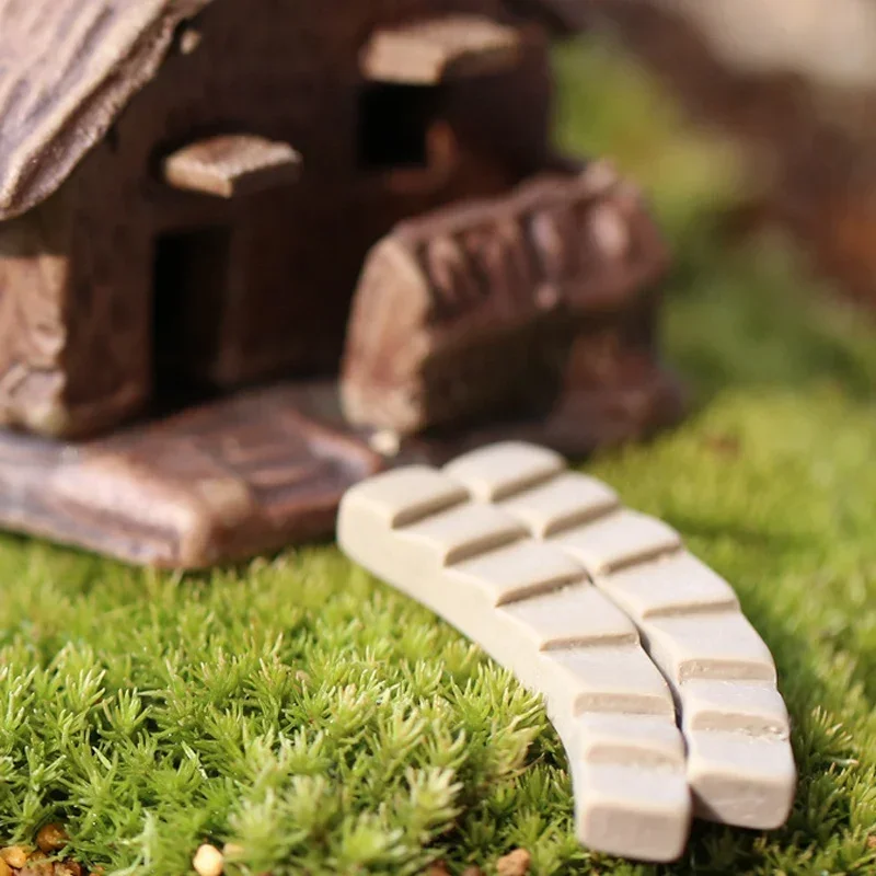 2PCS White Stairs Figurine Miniature Decoration Mini Fairy Garden Cartoon Animal Statue Resin Craft Home Desktop Creative Gift
