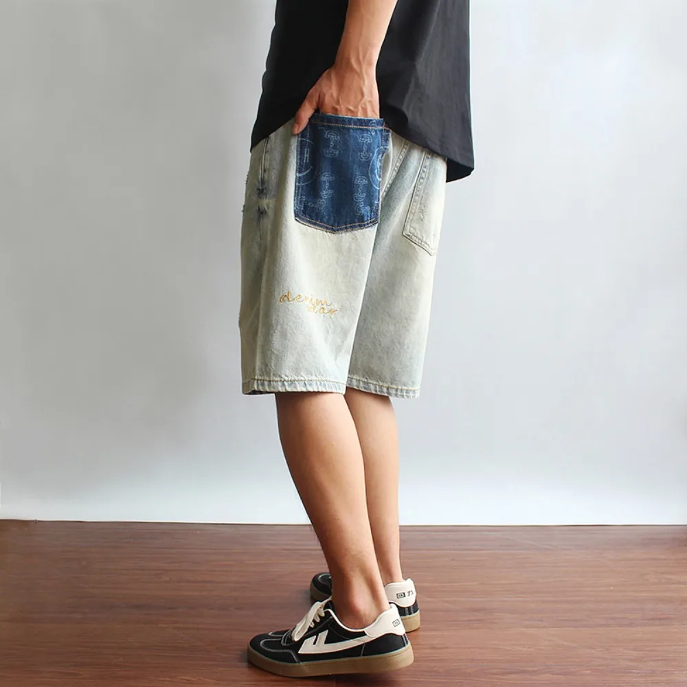 

Contrast color pocket embroidery printing washing and worn edged summer men's straight loose denim five-point pants
