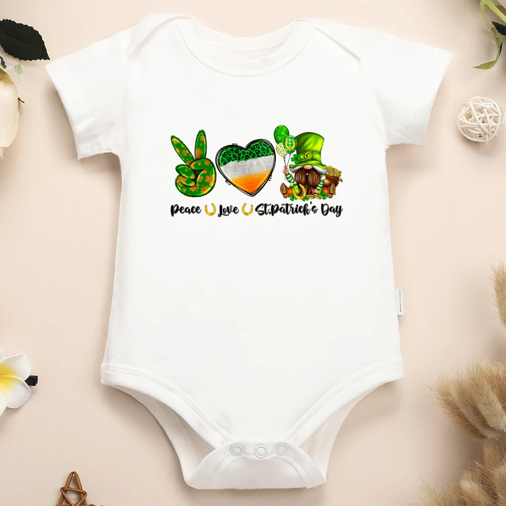 Peace Love St. Patrick's Day Baby Bodysuit Happy Festival Streetwear Cotton Toddler Jumpsuit Green Crew Neck Cozy Infant Onesie