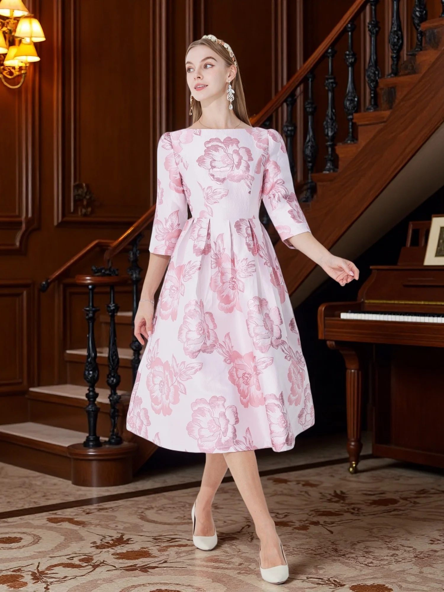 

2025 New Plus Size Evening Dress - Jacquard Satin Waist-Defining Tummy-Control Three-Quarter Sleeve Elegant Flared Dress