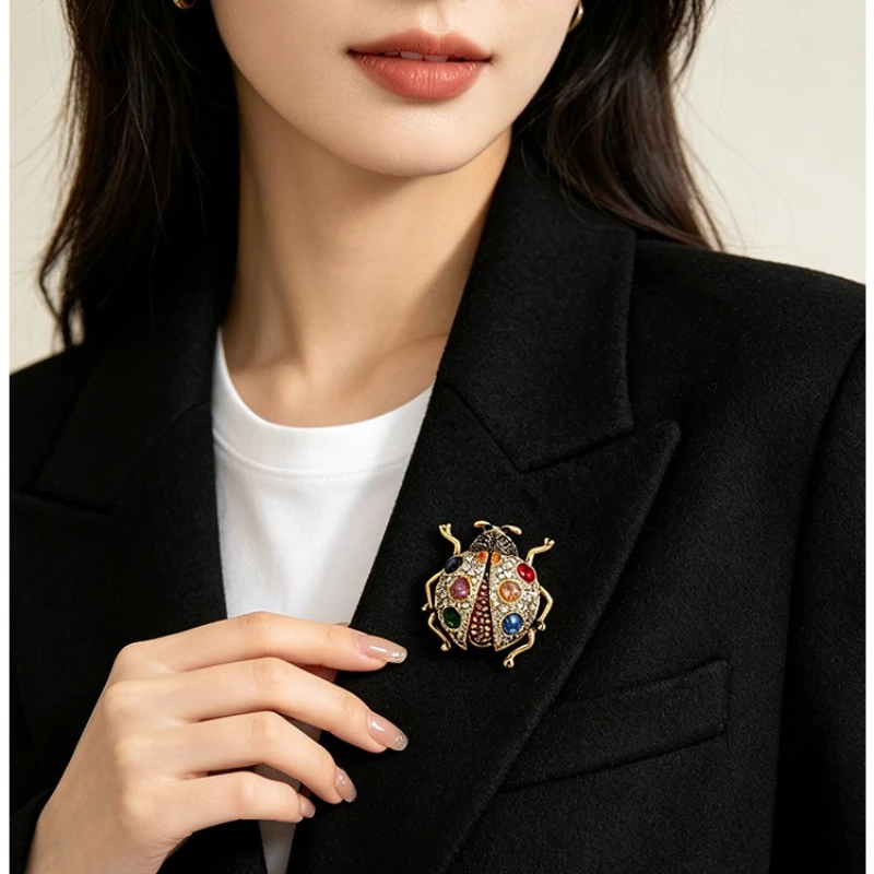 New Cartoon Seven-spot Ladybug Brooch Luxury Retro Rhinestone Alloy Insect Badge Pin For DIY Clothing Bag Hat T-shirt Decoration