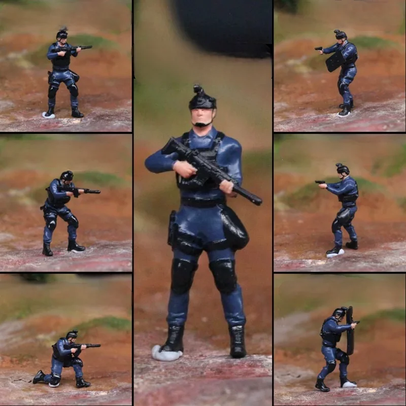 New Product 1/64 Special Police Strike Team Miniature Doll DIY Handmade Painting Scene Matching Ornament Model Gift Collection