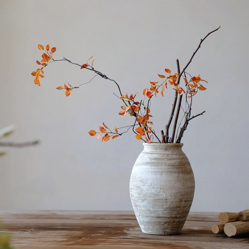 Literary retro coarse pottery vase, lonely pottery jar, earthenware dried flower vase, hand-made Japanese teahouse B&