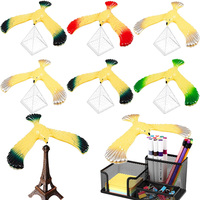 2/4pcs Balanced Eagle Plastic Ornaments Color Cute Cartoon Home / Office Desktop Decoration Craft Gravitys Balance Bird TMZ
