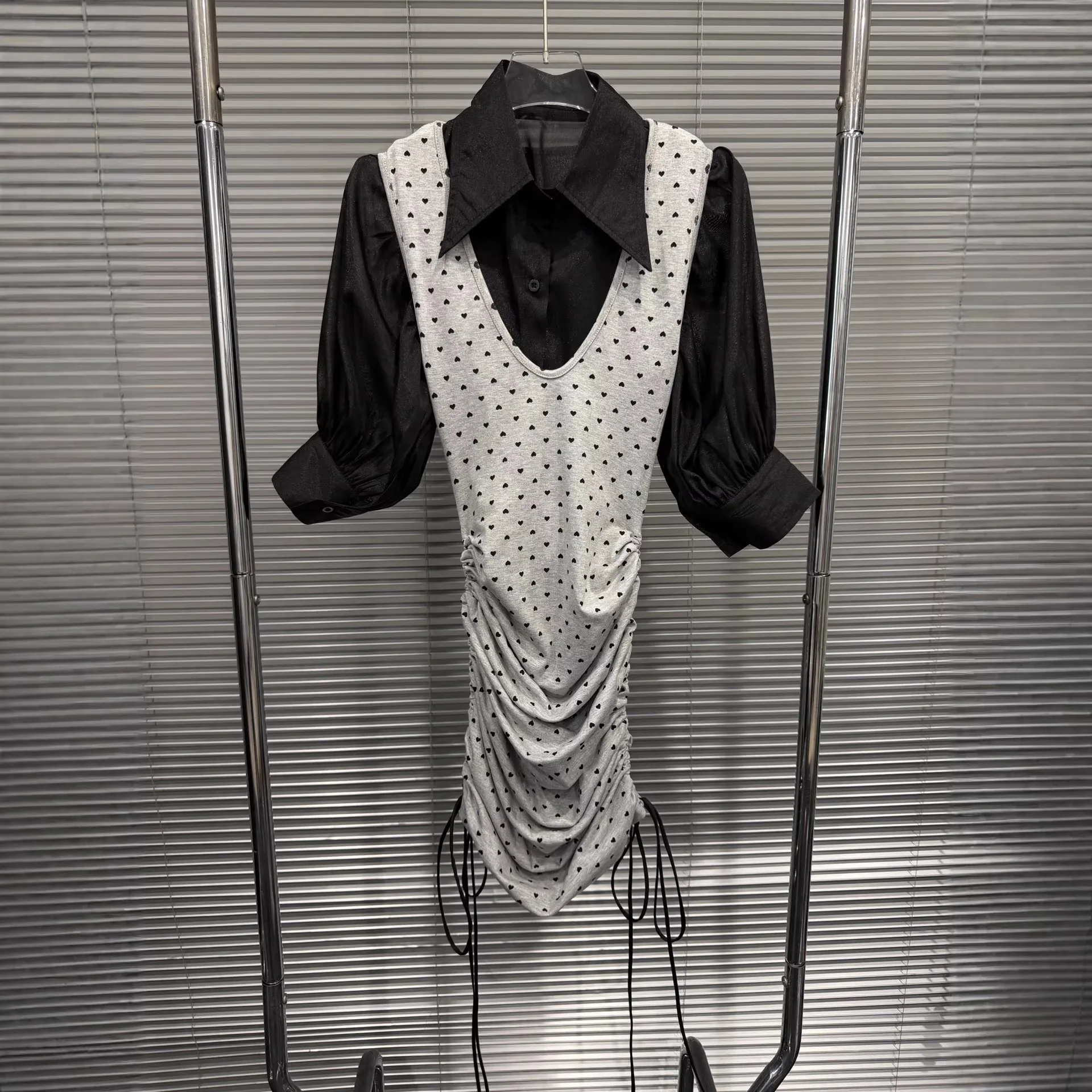 2026 Summer New Arrival Sexy Heart Print Fitted Dress Pleated Drawstring Two Ways Wear Shirt Dress Two Piece Set For Women