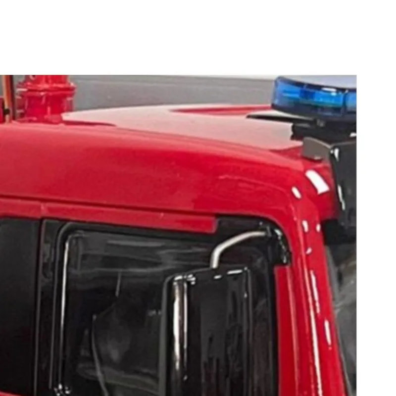 

1:14 RC Fire Fighting Truck 3-speed Transmission Radio Control Fire Cars 4x2 Vehicles Sound Light Machine Model Toy for Boy