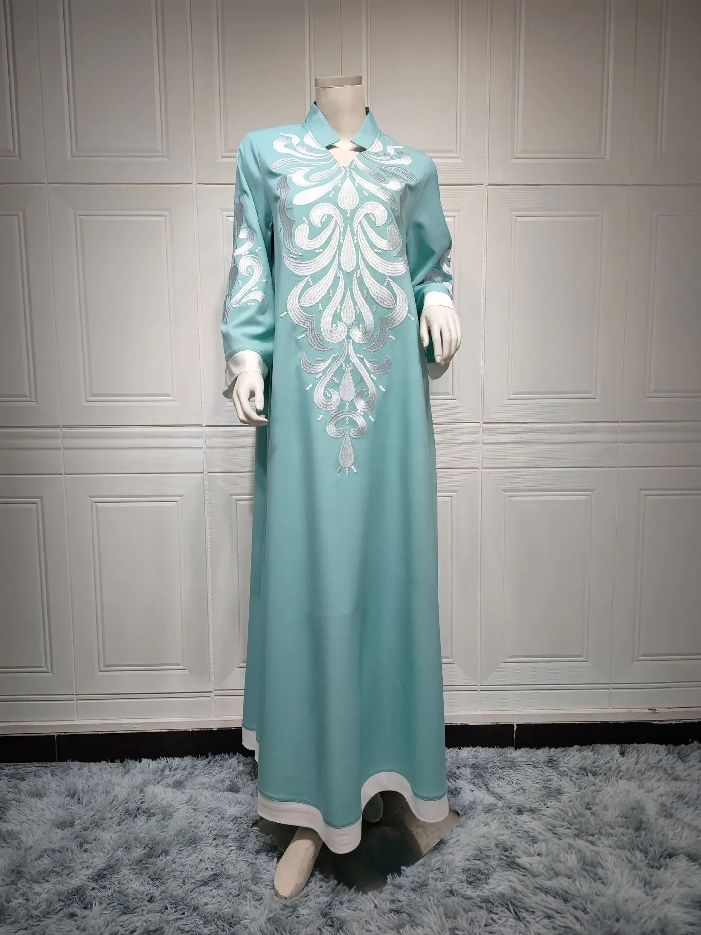 Embroidered Maxi Dress Abaya For Women Muslim Dubai Elegant Moroccan Kaftan Islam Oman Ladies Long Dresses Robe Femme Musulmane