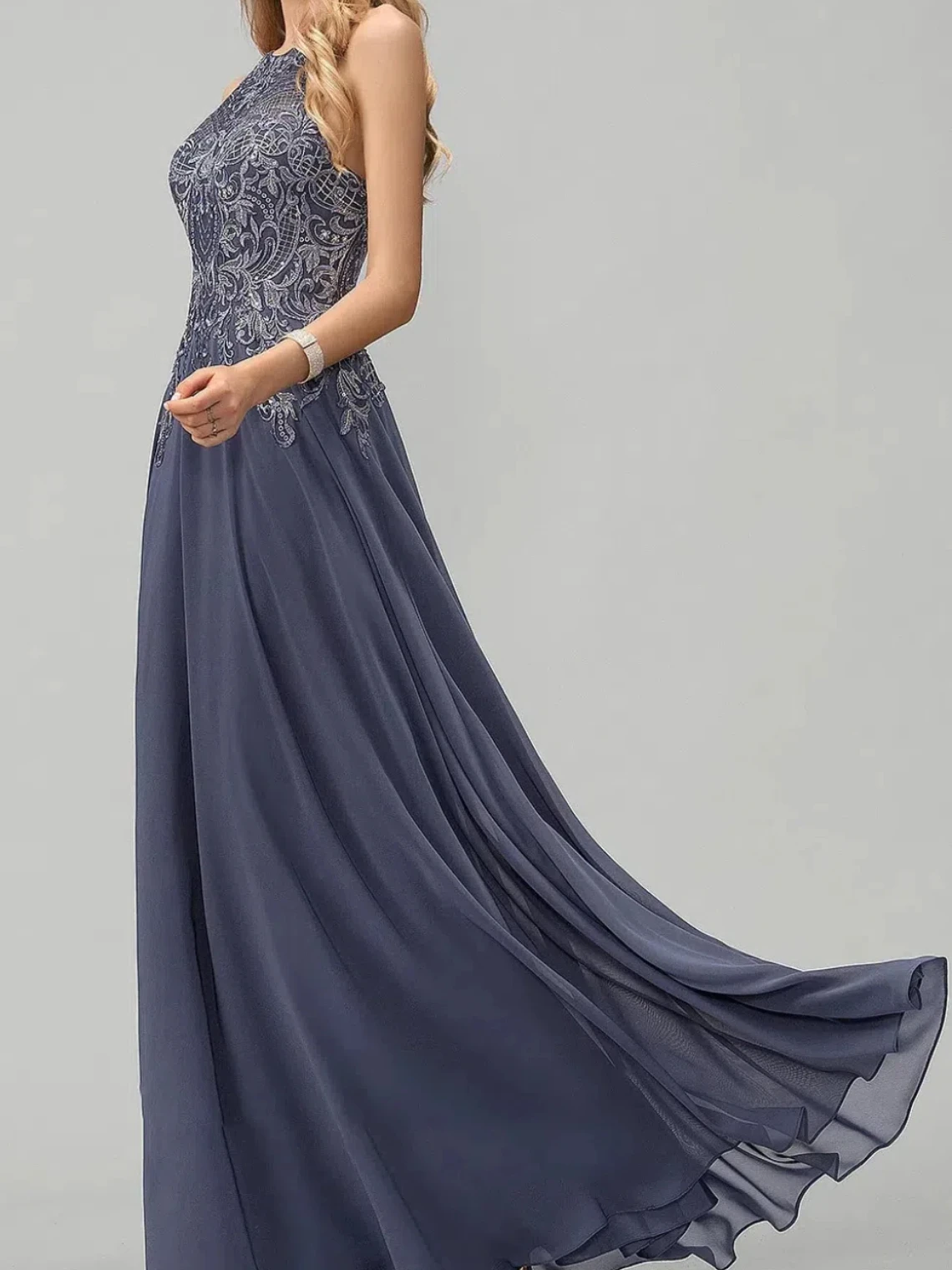 Elegant A-Line Prom Evening Dress Sleeveless Halter Neck Sequin Appliques Chiffon Floor-Length Formal Gown 2025 Free Customized