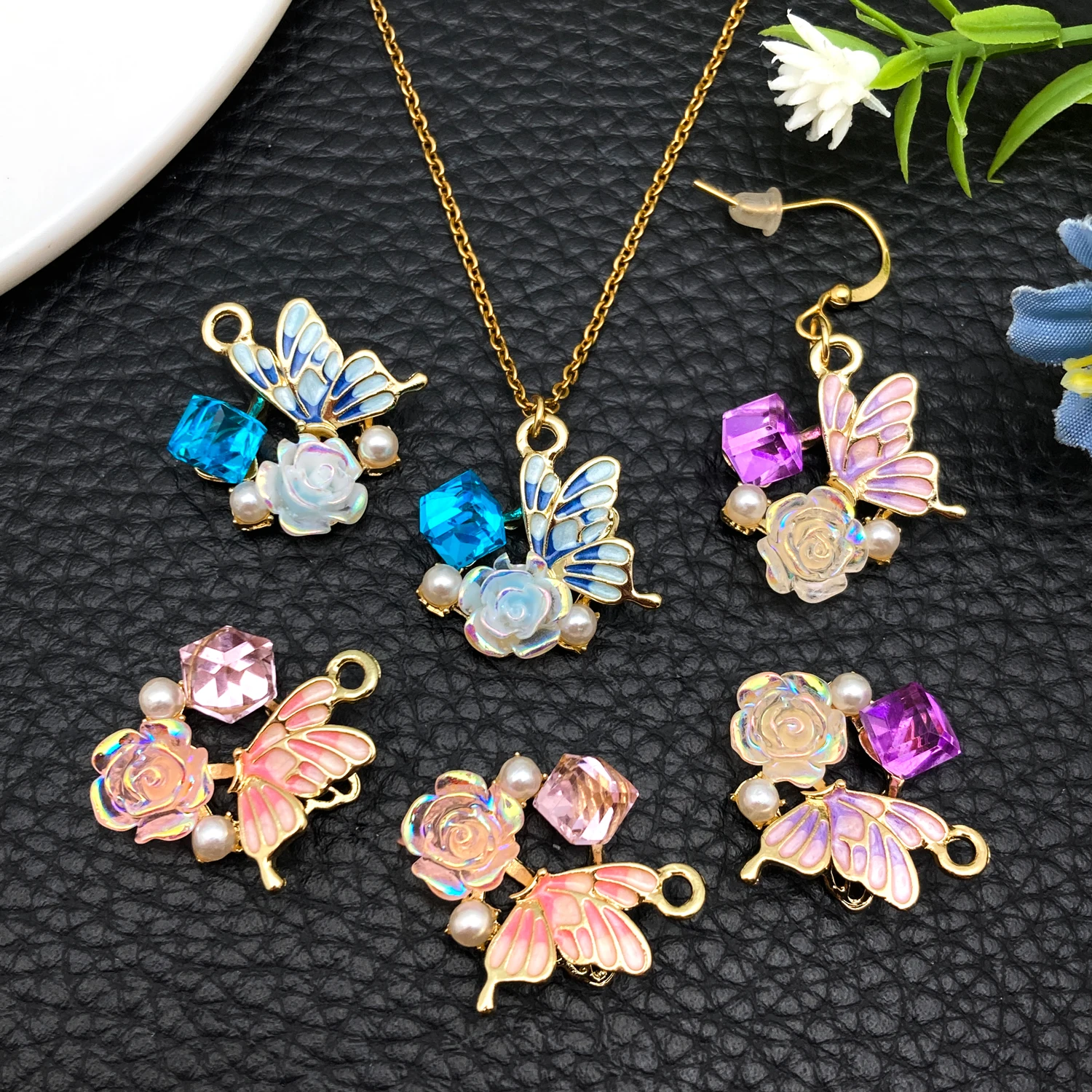 2/6개 소형 럭셔리 스타일 진주 나비 합금 다이아몬드 - Butterfly Pendant Necklace 리뷰 및 가격