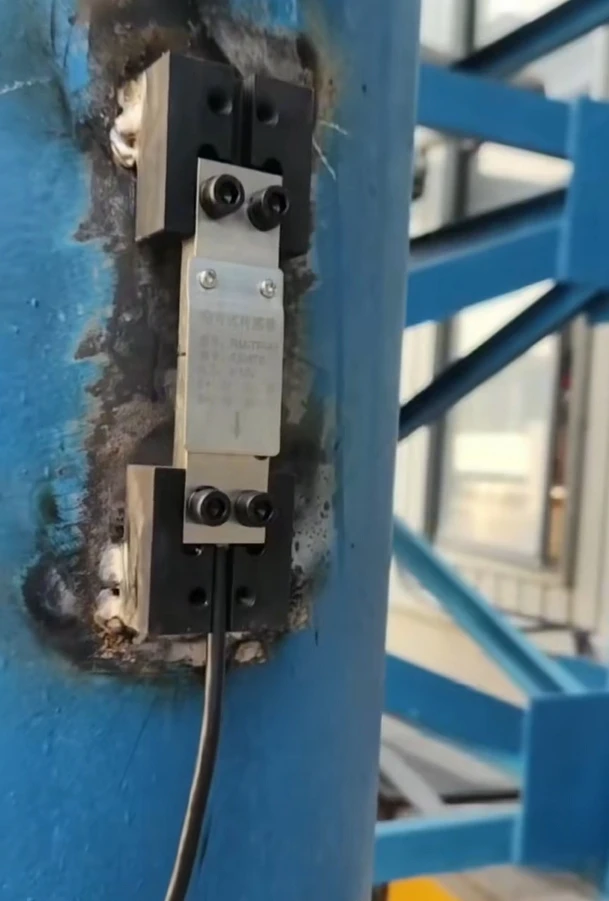 Sensor Pengukur Regangan Stres Titik Pemasangan Sensor Pengukur Regangan