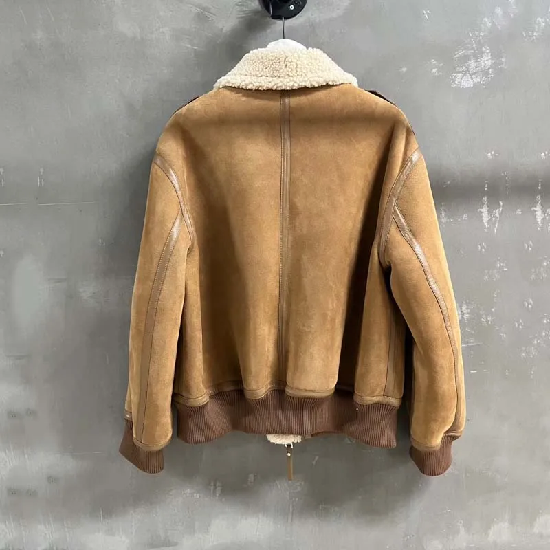 سترة من فراء الأغنام الطبيعي الحقيقي ملابس بياقة مقلوبة 2025 موضة جديدة سميكة ودافئة موضة جديدة قصيرة الطول