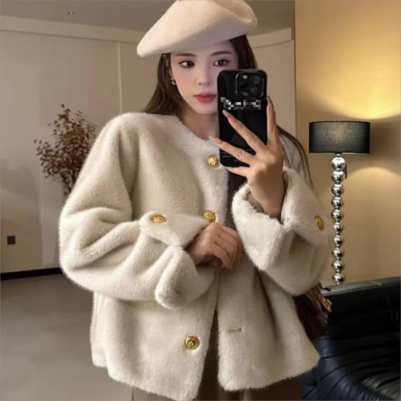 2024 New Fur Coat Women Winter High Quality Fashion round collar Faux Fur Coat Artificial Fox Short Jacket