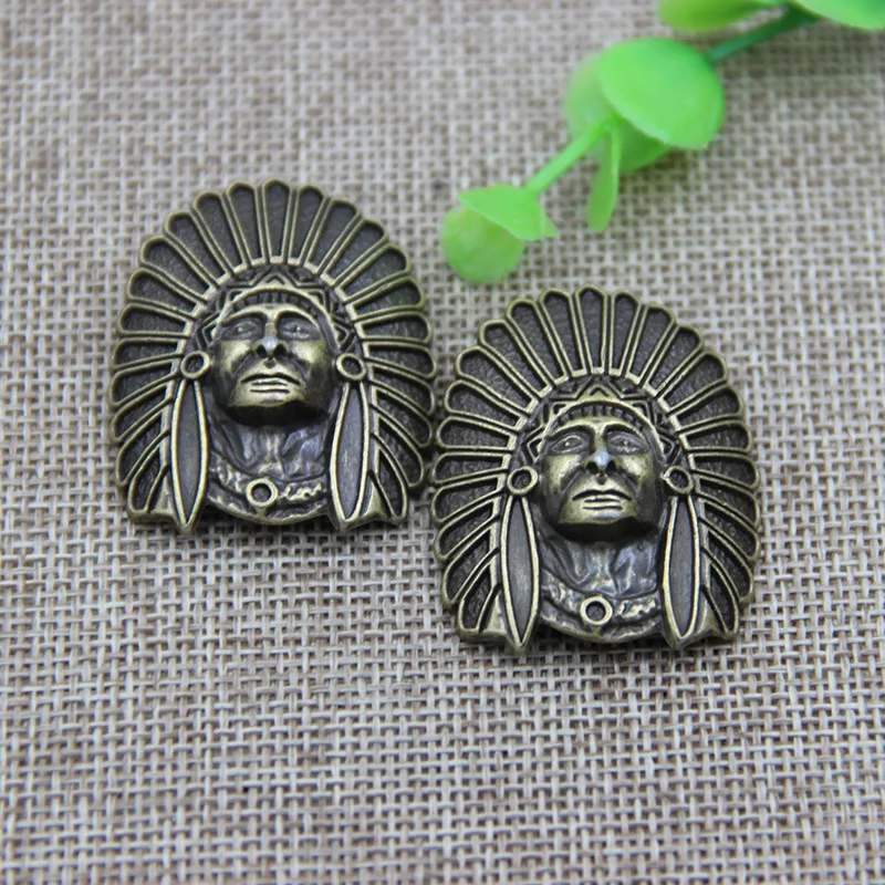 32x40mm Southeast Indian Tribal Chief Head Concho for Purse Wallet Belt Decor Screw Back Leathercraft Decorations