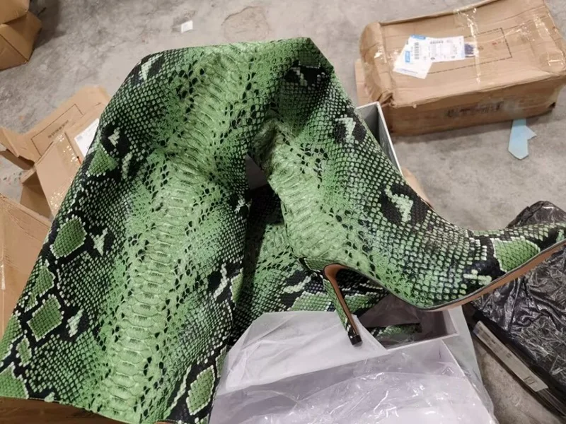 Sexy Green Snake Print Leather Over Knee Boots Womens Pointed Toe Plus Size Tight High Snakeskin Winter Boots 2018 Fashion Shoes