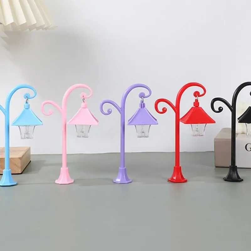 

H055 2pcs Миниатюрная уличная ландшафтная ландшафтная ландшафтная ландшафтная ландшафтная лампа для 1/12 кукол.