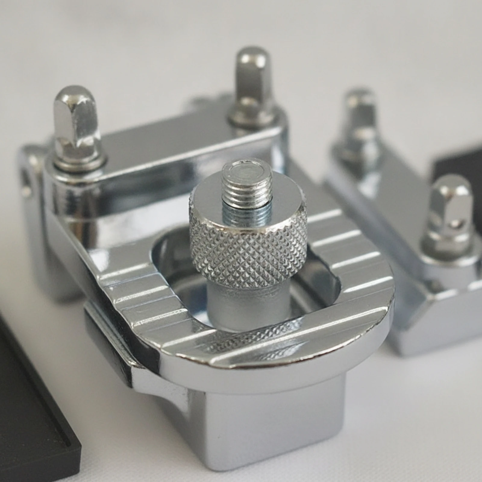 Drum Saddle Adjuster Adjustable Snare Drum Adjuster Hardware Stable Compact for Drummers, Stage Performance, Recording Studio