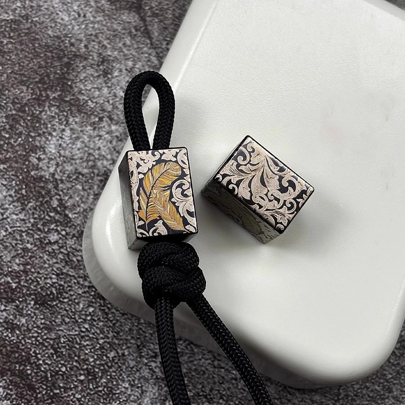 

1PC Titanium Alloy Paracord Accessory Knife Beads EDC DIY Paracord Beads Flashlight Pendants