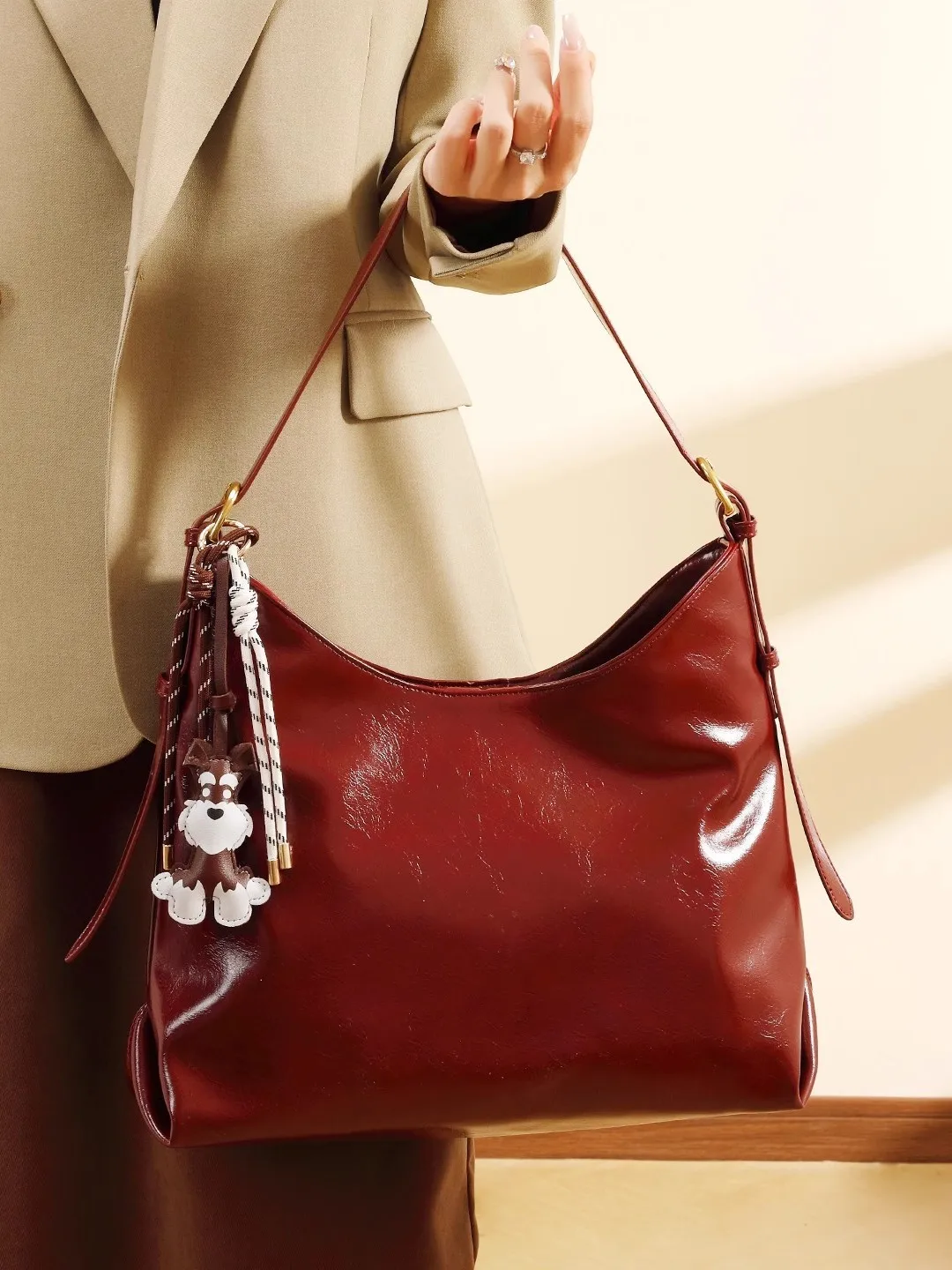 

2025 Fashion PU handbag shoulder bag for women luxury design versatile casual tote bag high quality female daily crossbody bag