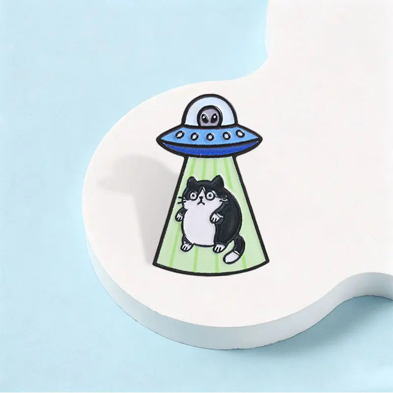 UFO Alien Abduction Cat Enamel Pin Sci-Fi Alien & Confused Cow Cat Brooch Bags Lapel Badge Funny Jewelry Gift for Kids Friends