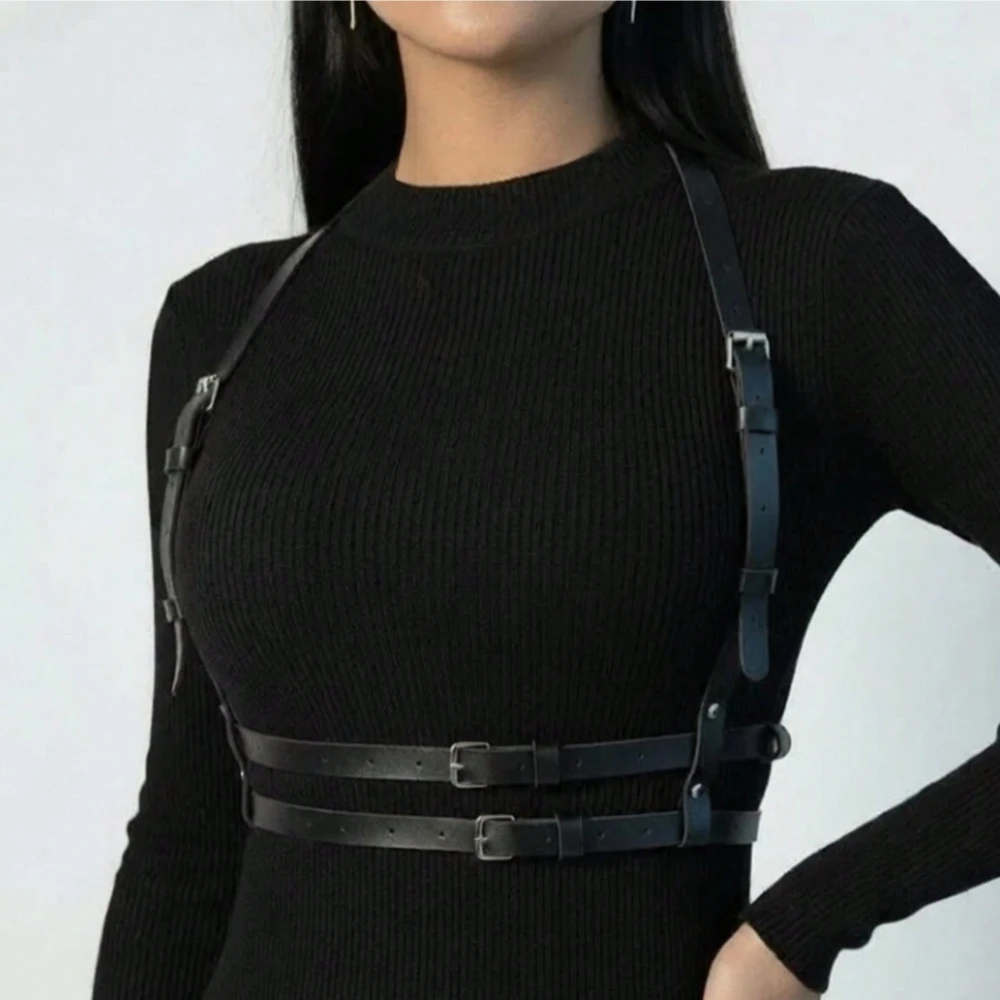 Women's Sexy Fashion PU Leather Punk Street Style Harness Belt Gothic Adjustable Vintage O-Ring Cincher for Home Party Wear