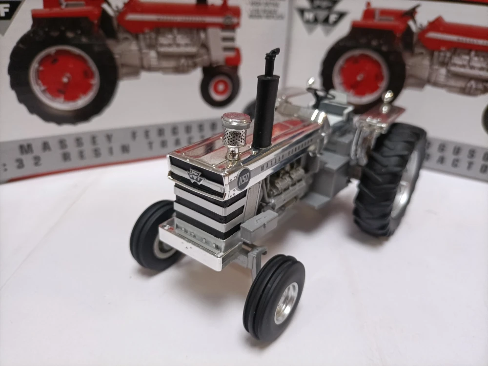 Top Shelf 1:32 Massey Ferguson II50 Tractor Lafayette Farm Toy Show 2015 Limited Edition Resin Metal Static Car Model Toy Gift