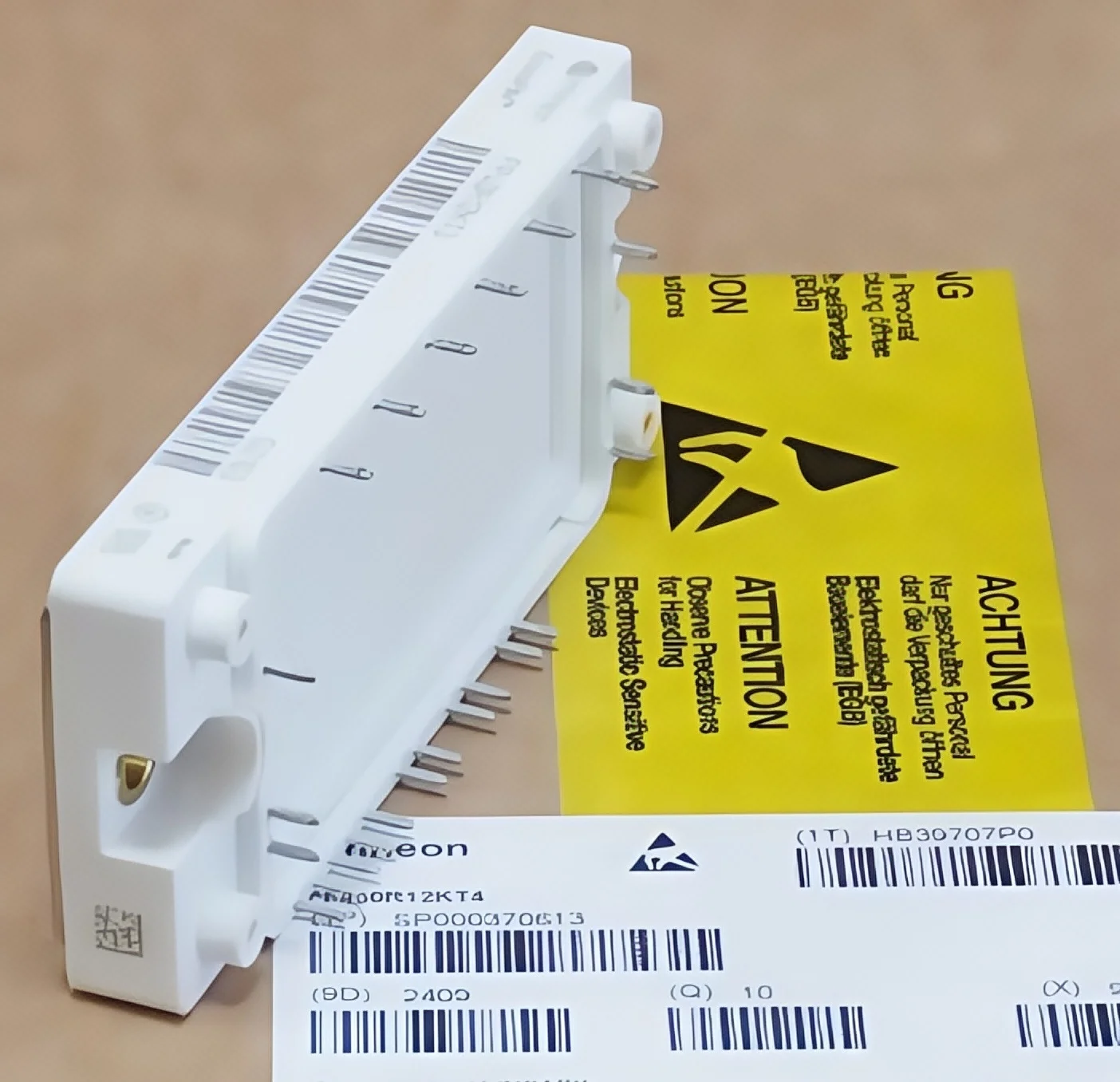 FP40R12KT3 FP25R12KT3 FP40R12KE3 BSM35GP120...INFINEON module, imported original stock!
