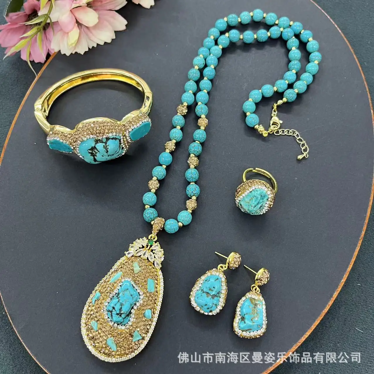 

turquoise four-piece French vintage popular cross-border Internet celebrity product pendant necklace earring ring bracelet
