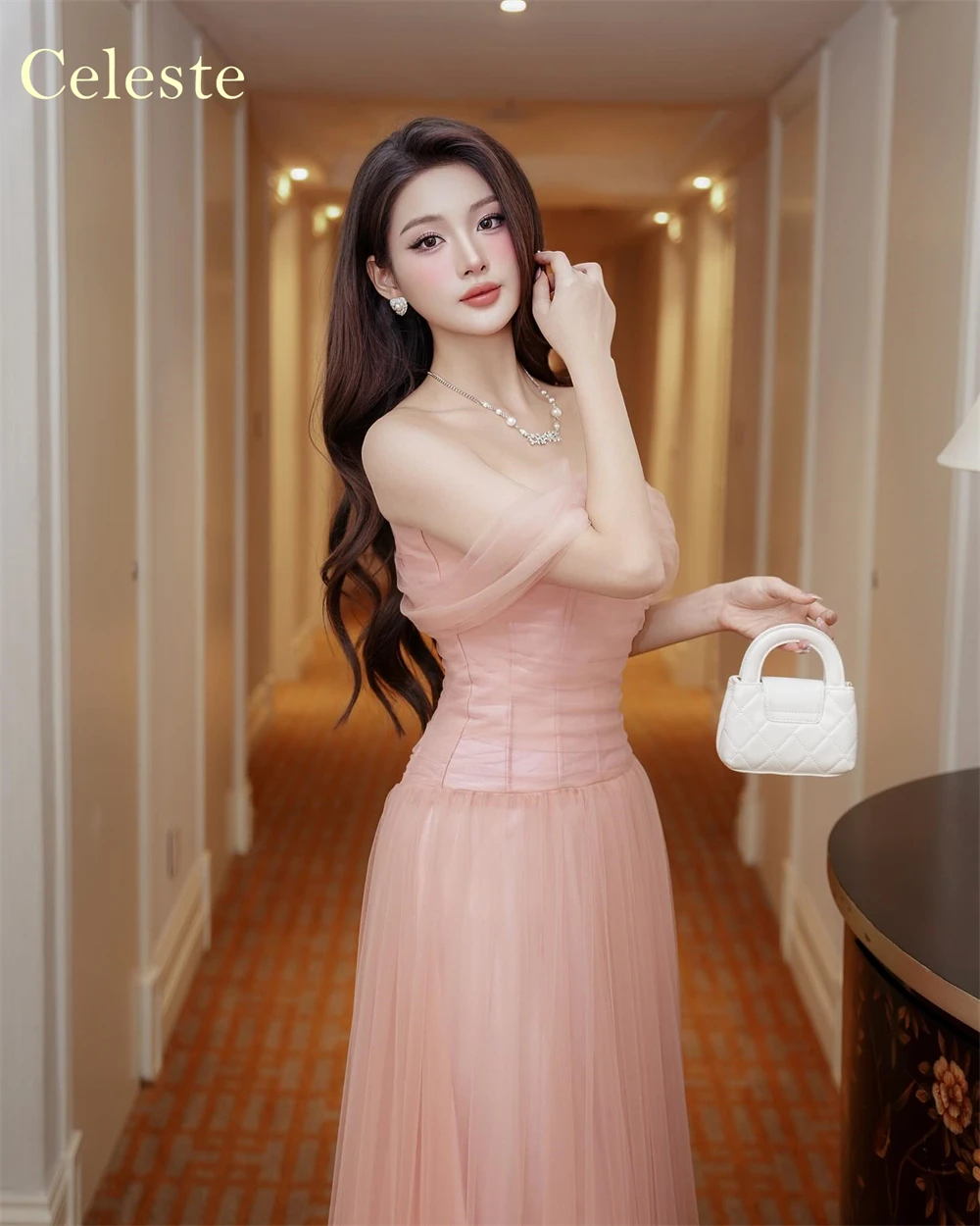 Customized Simple Pink Tulle Evening Dress Exquisite Strapless Off the Shoulder Homecoming Dresses Luxury Vestido De Festa