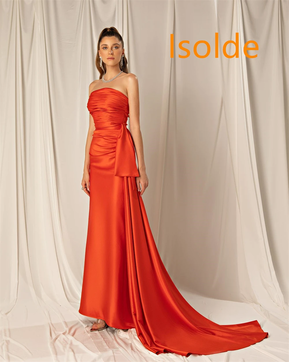 

Customized Elegant Satin Evening Dresses Classic Strapless Sleeveless Homecoming Dresses Temperament Special Occasion Gowns