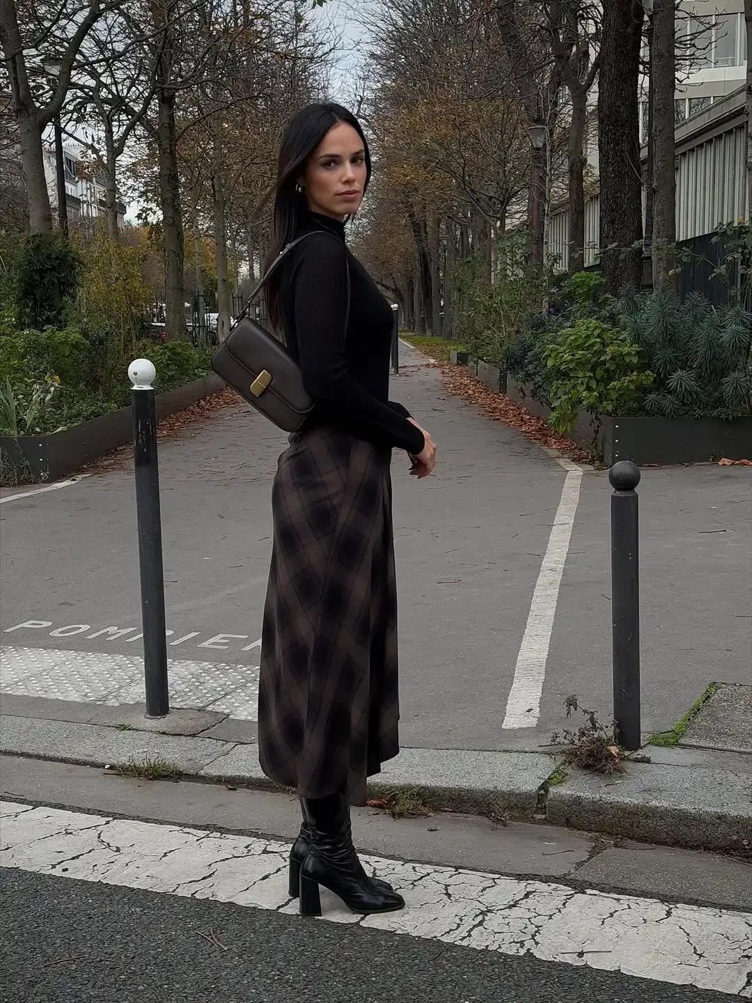 Casual Brown Plaid Midi Skirts Woman Fashion High-waist A-line Pleaded Skirts Party Daily Outdoor Trendy Attire 2026 Spring New