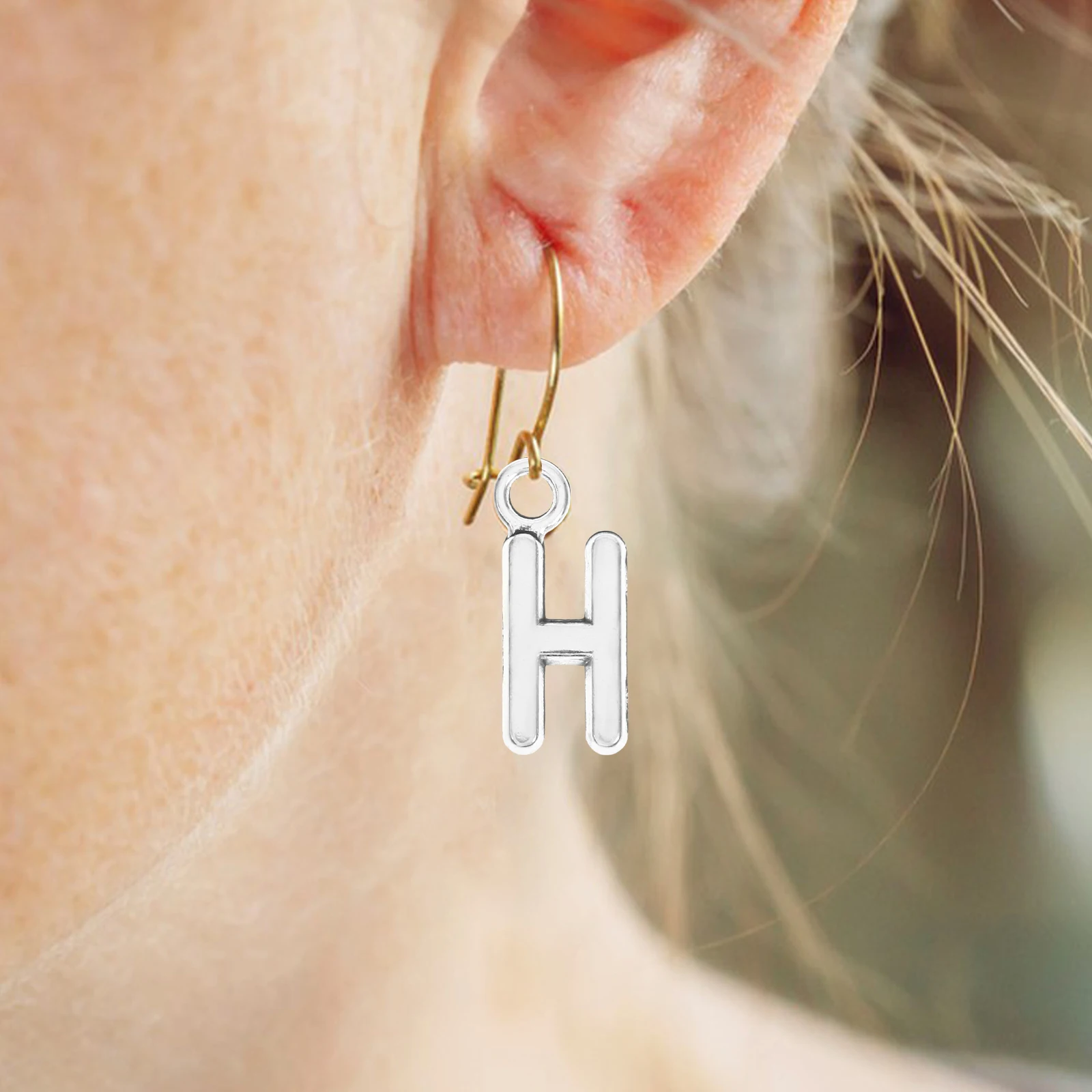

50 Pcs Fine Workmanship Pendant Letter Charms for Blind Unique Shape Design Alloy Initial Necklace