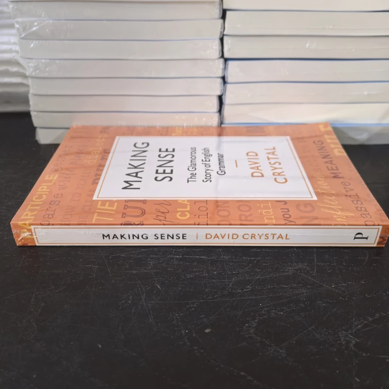 صنع الإحساس بقلم ديفيد كريستال: رحلة ساحرة من خلال القصص الخفية لقواعد اللغة الإنجليزية