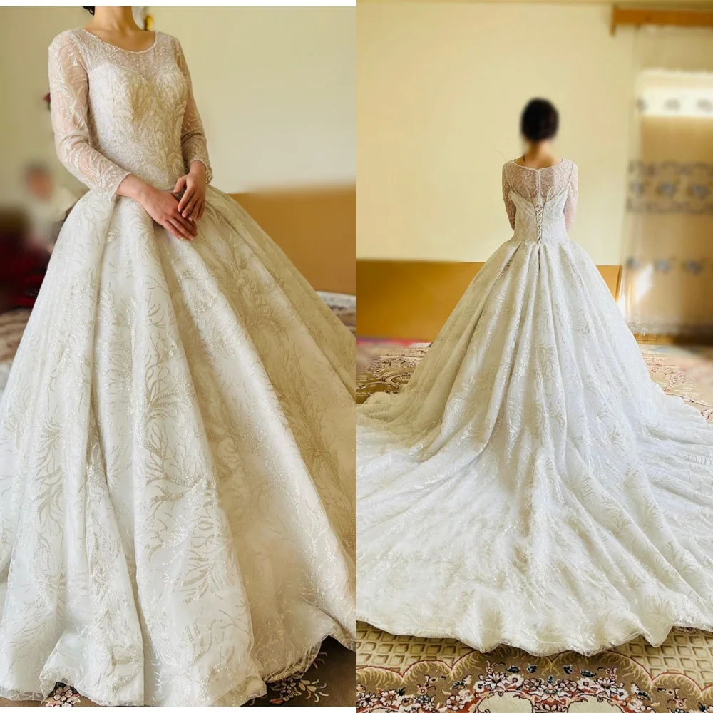 

Customized Luxury White Organza Wedding Dress Exquisite Crew Neck Long Sleeves Bridal Party Elegant Lace Up Back Bridal Gowns
