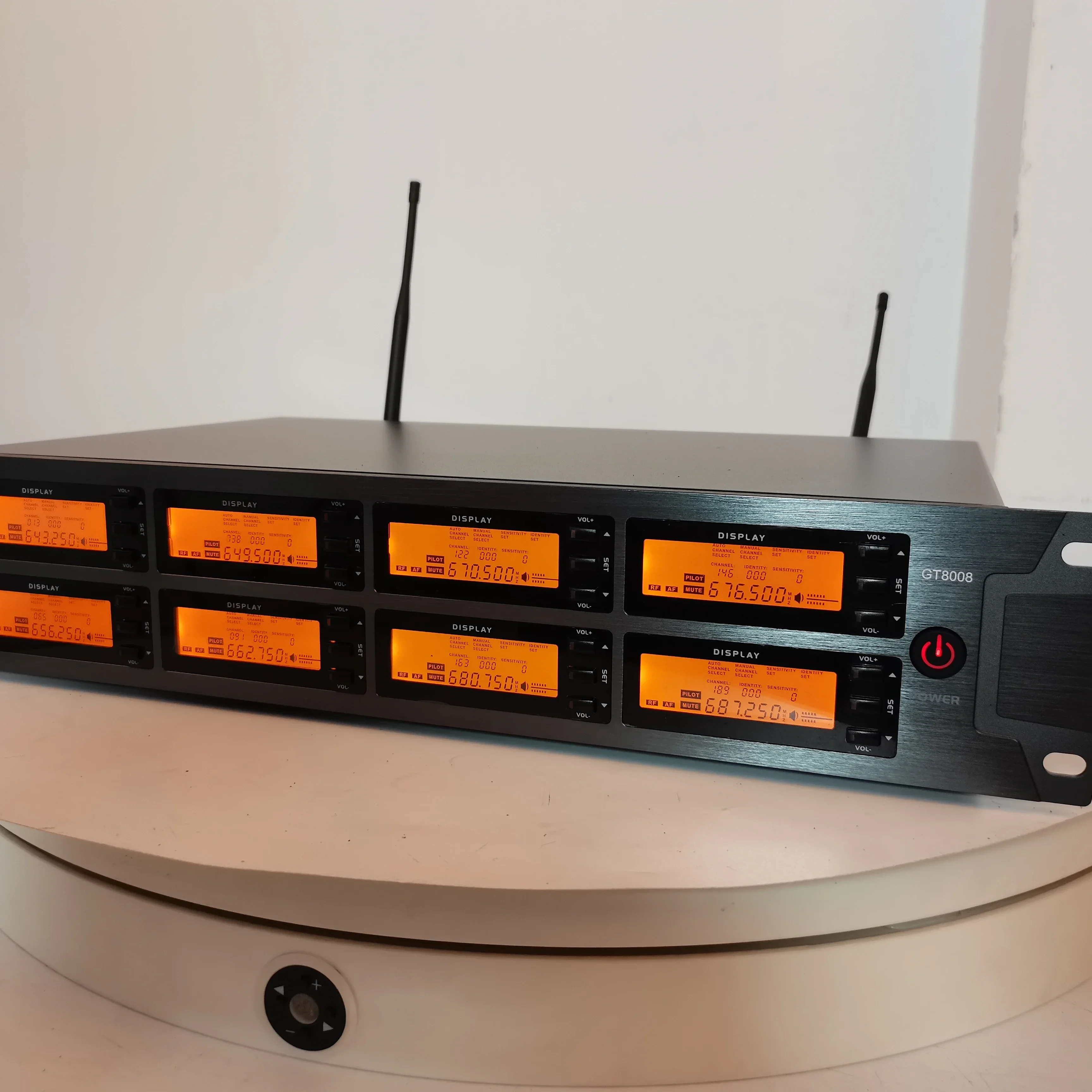 

Беспроводной микрофон GT8008 UHF, 8 каналов, ручной, без проводов