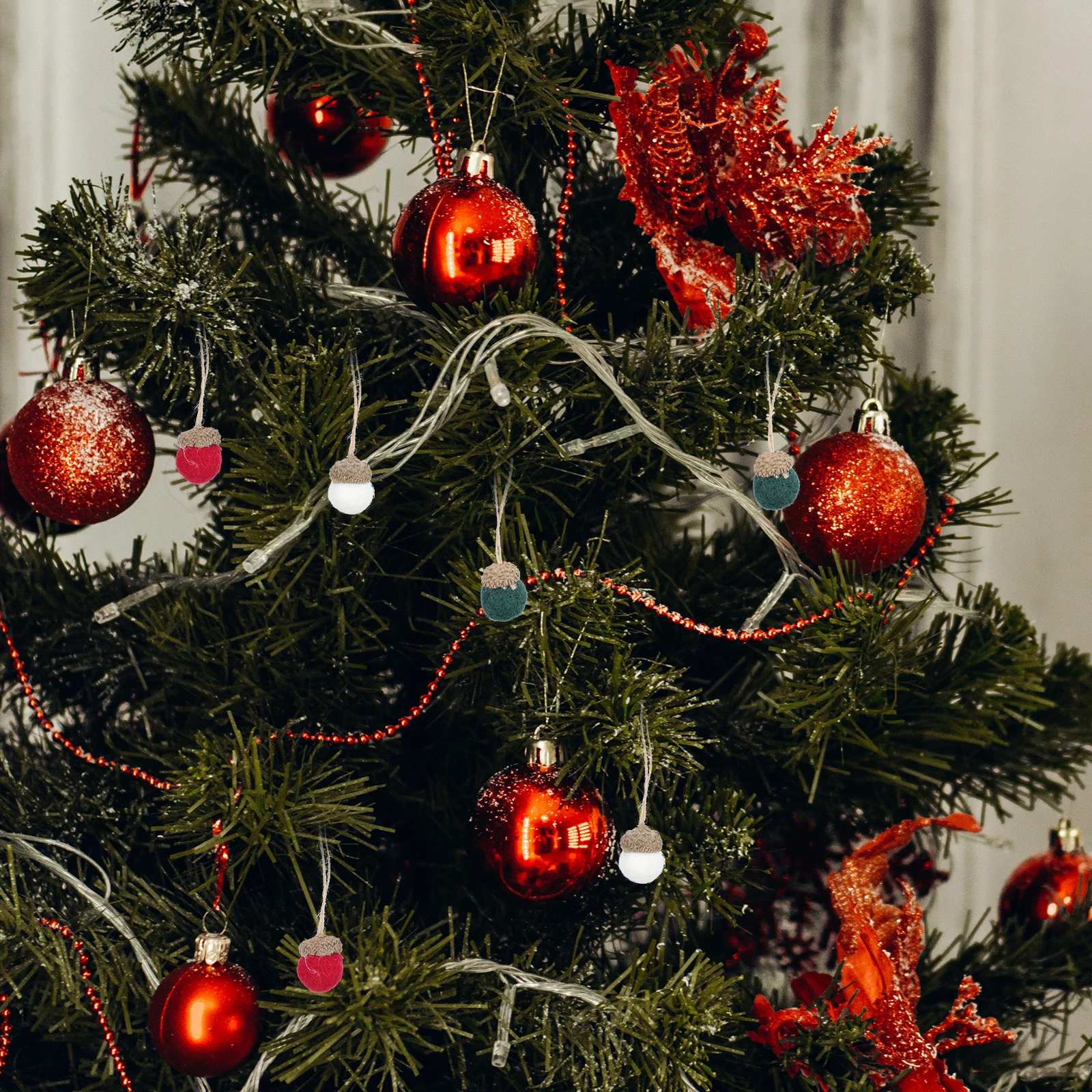 

30Pcs Christmas Acorn Pendant Imitation Acorn Decorative Home Decoration Xmas Party Layout Christmas Home Decor