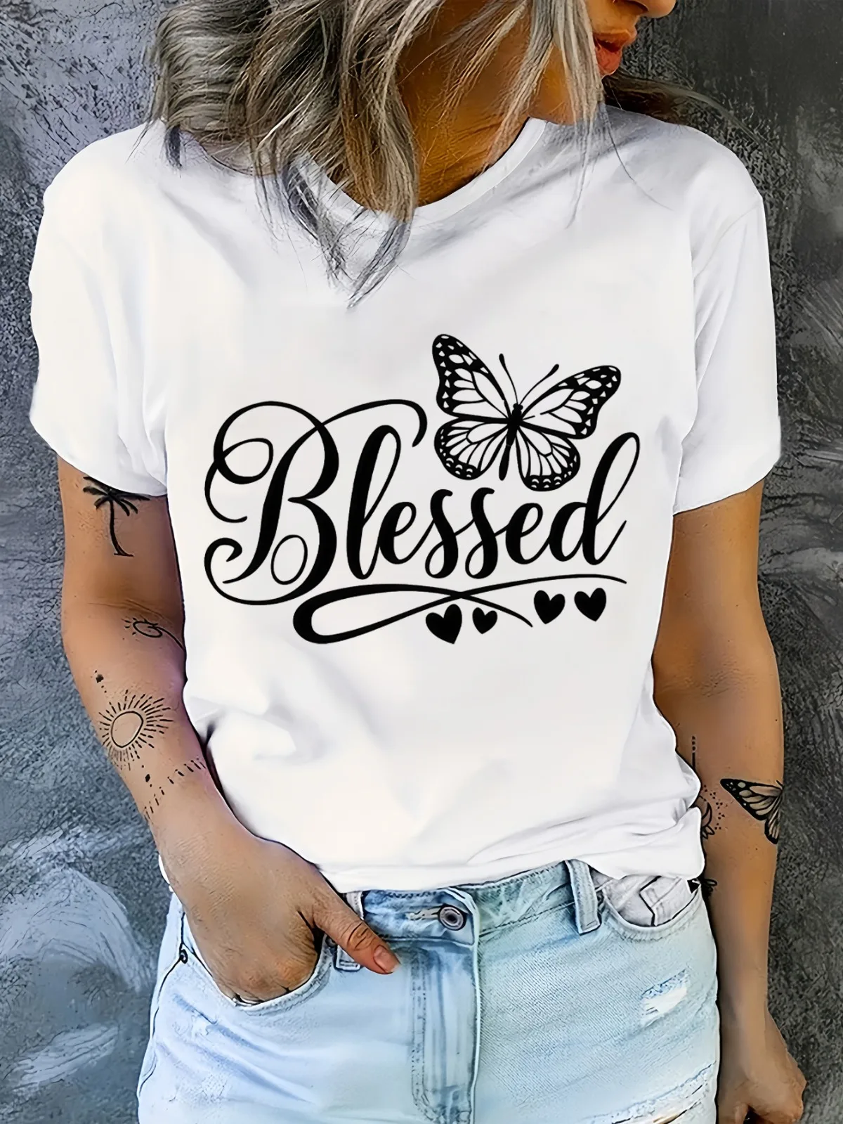 "신성한" 나비 패턴이있는 여성용 프린트 코튼 라운드 넥 티셔츠 반팔 휴일 선물 여성 의류에 적합