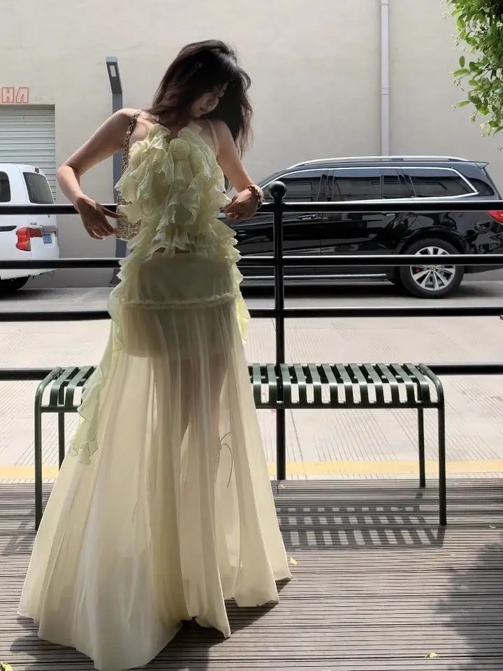 

Корейский сексуальный комплект с рюшами и овальным ремнем с принтом роз, летний сладкий и пряный комплект из двух предметов, женский ансамбль Faion